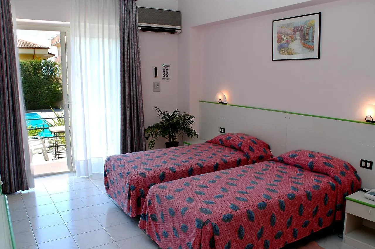 Hotel la Meridiana Capo dʼOrlando