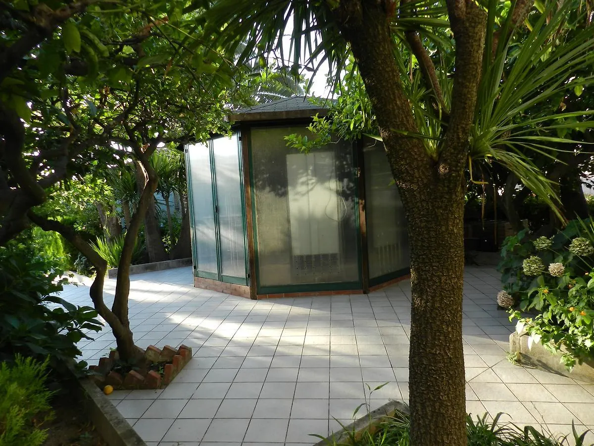 Hotel la Meridiana Capo dʼOrlando